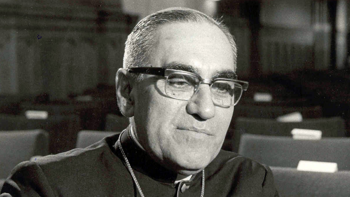 archbishop oscar romero life